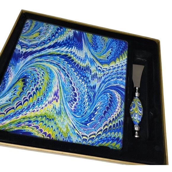 Two's Company Dining Serveware, Marbleize Cheese Platter & Spreader Set - Picture 7 of 8